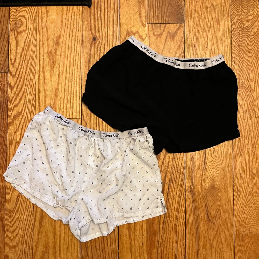 S - Calvin Klein Black and White Womens Sleep Shorts